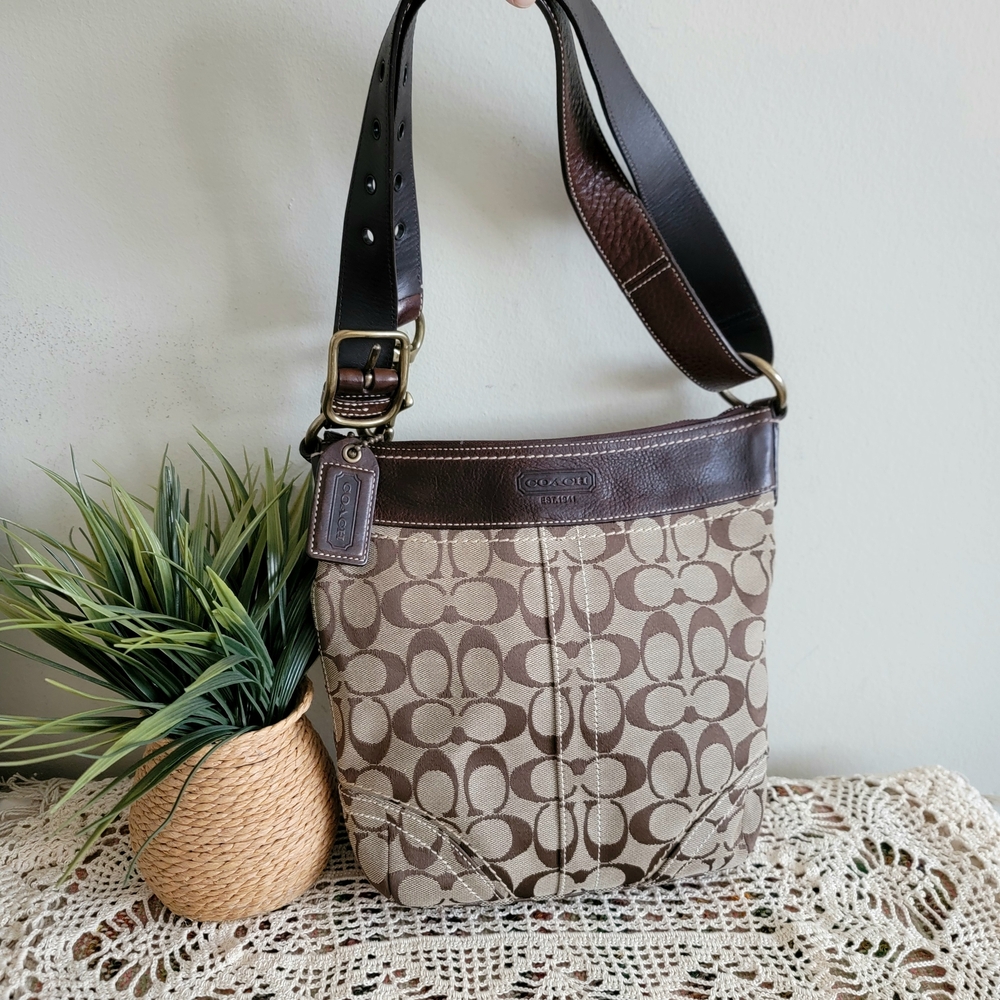 Coach Signature Brown Convertible Shoulder Bag Crossbody Bag